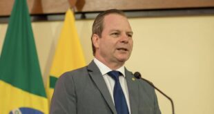 Em última sessão do ano, Longo agradece deputados e Gladson por trabalho intenso e boa relação