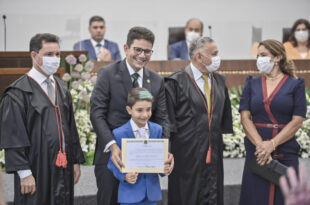 Governador Gladson Cameli e vice-governadora eleita Mailza Gomes são diplomados pelo Tribunal Regional Eleitoral
