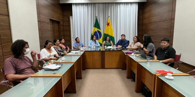 Representantes indígenas e do Estado planejam políticas para os próximos quatros anos