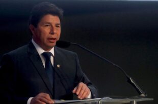 Urgente: presidente do Peru dissolve o Congresso e decreta governo de exceção
