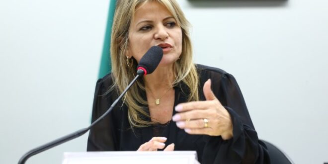 Comissão aprova aplicação do Código de Defesa do Consumidor na previdência aberta