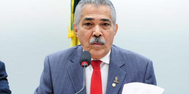 Comissão aprova proposta em benefício de agricultor ou extrativista desempregado