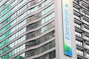  Executivos da Eletrobras se dão aumento de 3.000%