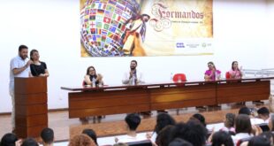 Educação do Estado forma 697 alunos do Centro de Línguas