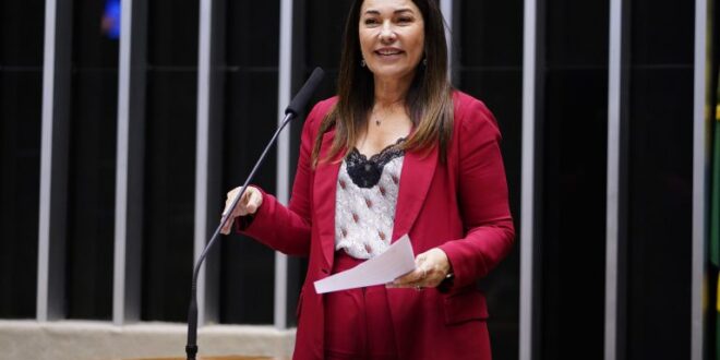 Câmara aprova projeto que amplia limite de gastos com publicidade de empresa pública