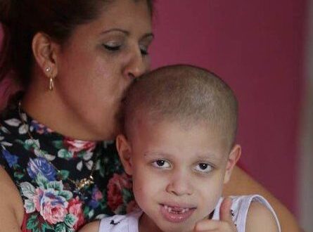 Projeto garante benefícios a pais de menor com câncer
