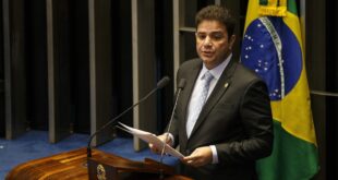 PT entra com ação judicial contra Gladson e Mailza por abuso de poder econômico e político