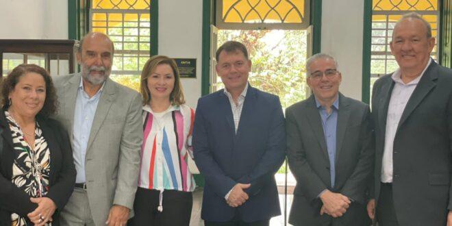 Governo do Acre, Instituto Jardim Botânico e Ipam firmam cooperação para implementação de Projeto Biomassa & Carbono