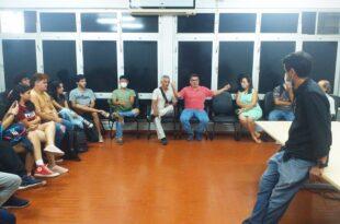 Estudantes querem a suspensão das aulas por causa do fechamento do Restaurante Universitário
