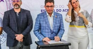 Governo entrega ambulâncias e assina ordem de serviço da nova maternidade em Rio Branco com investimentos de R$ 27 milhões