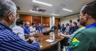 Longo promove reunião na Aleac para debater atuação do Estado no fortalecimento do cooperativismo