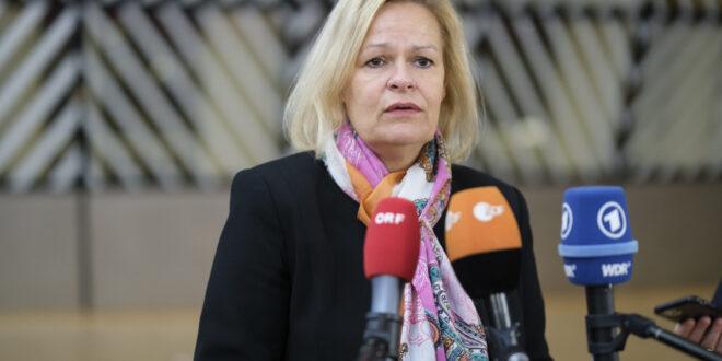 Ministra pede mais controle de armas na Alemanha após conspiração extremista