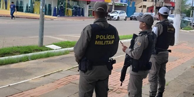Mais de 70 policiais participam da Operação Papai Noel