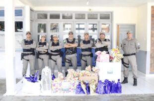 Policiais Militares do Acre entregam brinquedos em comunidades de Rio Branco e Cruzeiro do Sul