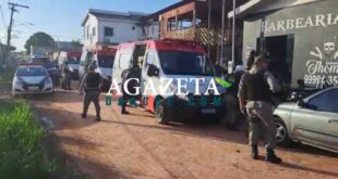 Policial à paisana reage a tentativa de assalto em barbearia e três acabam feridos em troca de tiros no Habitasa