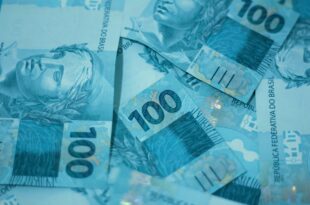 Salário mínimo de R$ 1.320 está valendo desde 1º de janeiro de 2023
