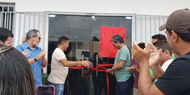 Emenda de R$ 100 mil de Edvaldo Magalhães possibilita reforma do Sindicato Rural de Tarauacá; obra foi entregue neste sábado