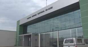 Eleitores podem quitar débitos com a Justiça Eleitoral via Pix ou cartão de crédito