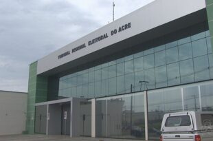 Eleitores podem quitar débitos com a Justiça Eleitoral via Pix ou cartão de crédito