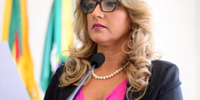 Secretaria de Mulheres do PT repudia violência contra vereadora do Bujari