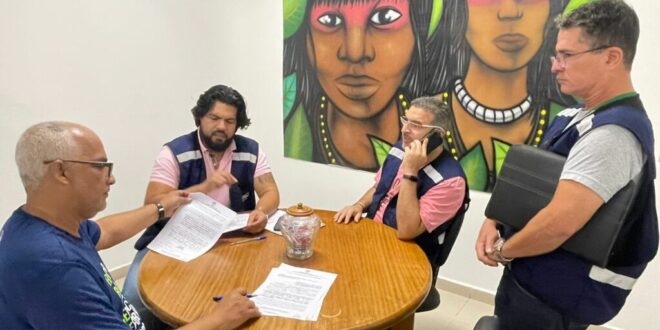 Procon realiza operação Queima de Estoque e alerta sobre propagandas enganosas