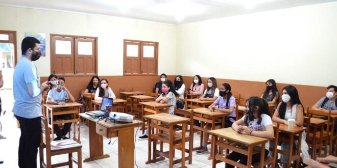 Centro de Línguas do Acre divulga calendário de rematrícula para os alunos