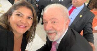 Reitora do Ifac participa da reunião com presidente Lula