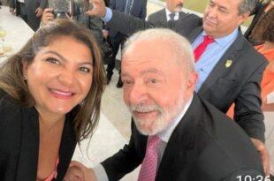 Reitora do Ifac participa da reunião com presidente Lula