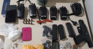 Criminosos com armas e rádios comunicadores são presos no Bujari