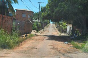 Moradores das Placas mostram bairro abandonado pela prefeitura