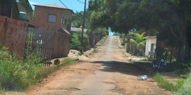 Moradores das Placas mostram bairro abandonado pela prefeitura