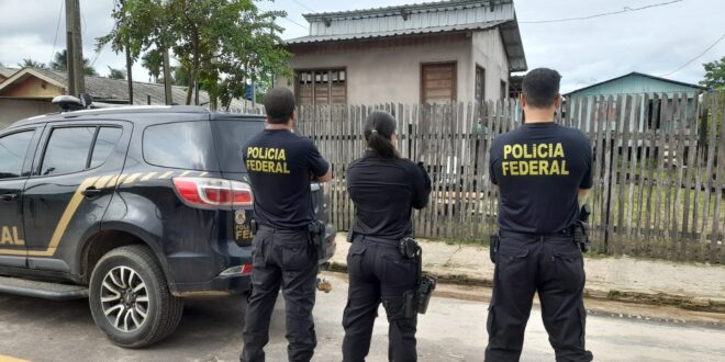 Polícia Federal prende duas pessoas por tráfico e roubo em Cruzeiro do Sul
