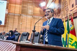 Edvaldo diz que nova reforma de Gladson retira prerrogativas da Assembleia ao querer aumentar cargos em 30% sem autorização legislativa