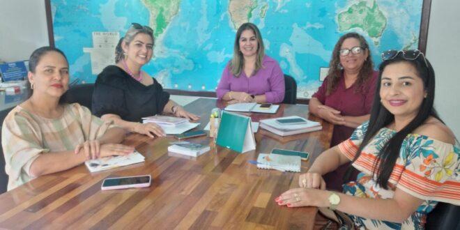 Funtac acerta parceria com Plácido de Castro para realizar cursos voltados para mulheres em vulnerabilidade social