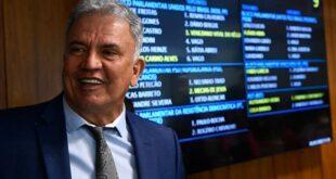 Petecão pede aprovação de projeto que concede aposentadoria especial para agentes de trânsito e guardas municipais
