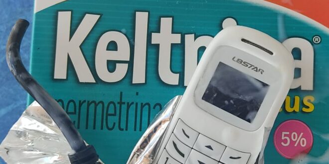 VÍDEO: Policiais Penais apreendem celular dentro de frasco de medicamento no presídio Evaristo de Moraes em Sena Madureira