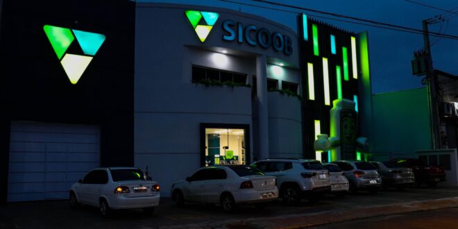Suspeitos de tentativa de assalto ao Sicoob são presos nesta madrugada