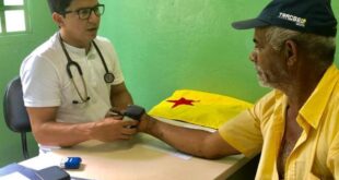 Nem a placa de agradecimento pelos votos escapou da ação de ladrões