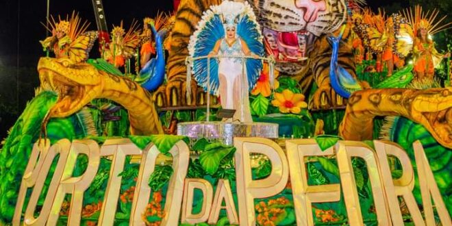 Escola de Samba que homenageou Chico Mendes foi considerado o melhor desfile de domingo
