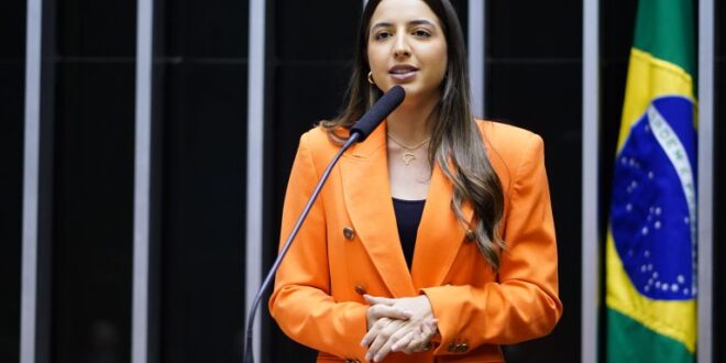 Projeto torna obrigatória informação sobre Transtorno do Espectro Autista no cartão de vacinação