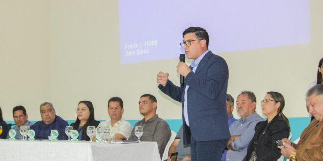 Governo participa do primeiro encontro de prefeitos das regionais Purus-Envira
