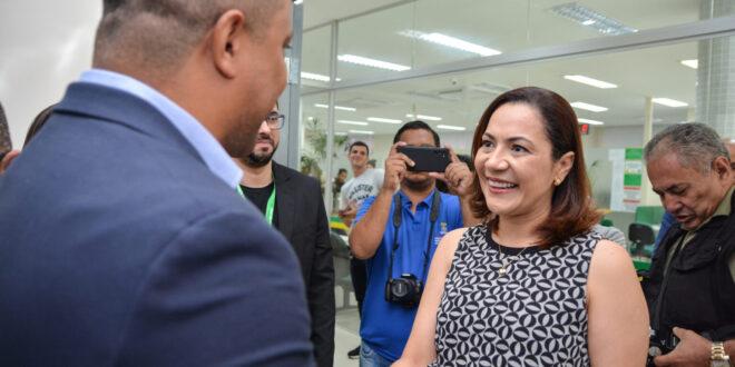 Após convênio de R$ 600 milhões, governo do Acre prestigia reinauguração da agência do Banco da Amazônia