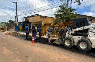 Estado e Prefeitura de Tarauacá executam ação tapa-buraco na Rua Epaminondas Jácome
