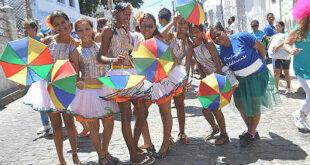 Veja quais são as regras para crianças e adolescentes curtirem a folia de carnaval em Rio Branco