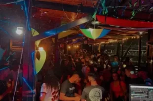 Último dia de carnaval e a dica é Bloquinho da República para fechar a folia com chave de ouro