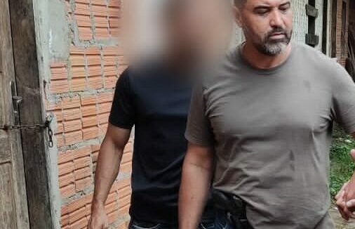 Polícia prende jovem que traficava drogas dentro de escola em Xapuri