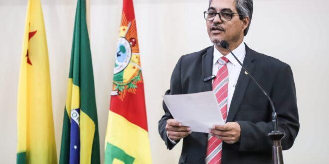 Edvaldo Magalhães volta a relatar situação da pista de Jordão: “crime contra a população”
