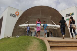 Veja o que abre e o que fecha durante o carnaval
