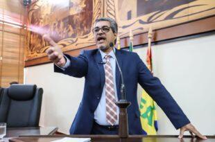 Edvaldo Magalhães diz que falta comando para atender as vítimas das enchentes