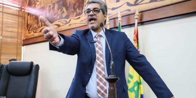 Edvaldo Magalhães diz que falta comando para atender as vítimas das enchentes